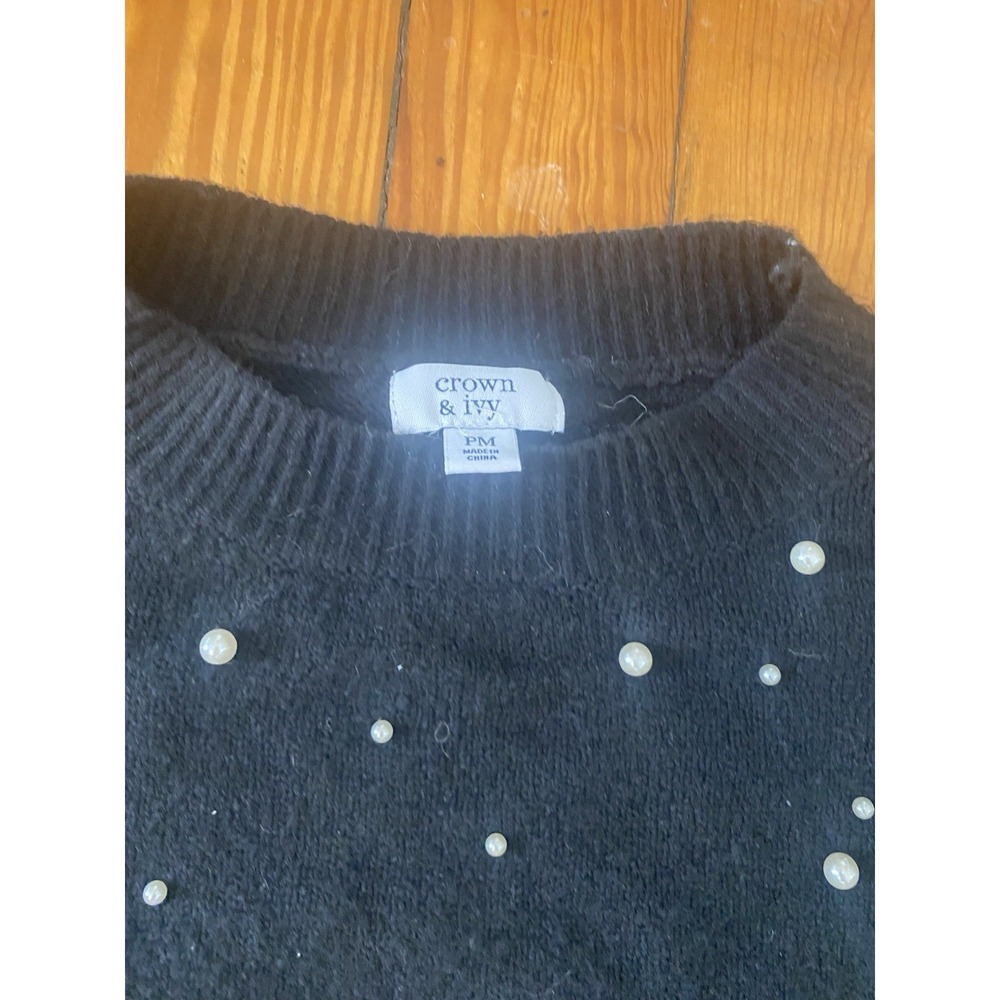 NWT Crown And Ivy Woman's Black Sweater w Pearls Size P M - Picture 3 of 7